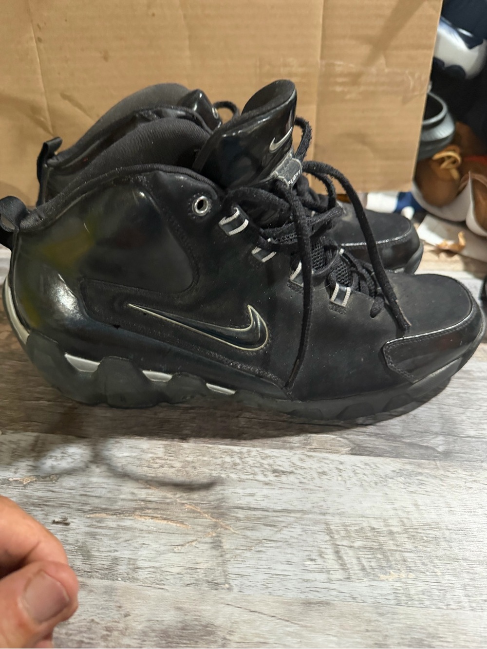 Men's size 11.5 Nike Air Hops Flight Black High-Top Sneakers with Silver Swoosh